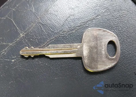 2002 Hyundai Elantra Gt z USA, uszkodzony, nr VIN KMHDN55D92U073144